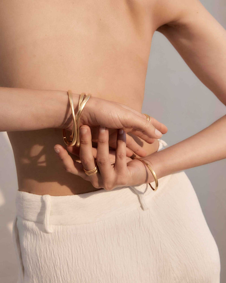 ECHO BANGLE (18K GOLD PLATED) IMAGE 2