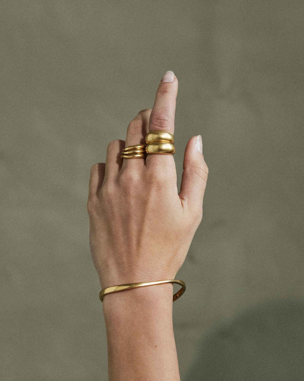 ECHO RING (18K GOLD VERMEIL) IMAGE 3