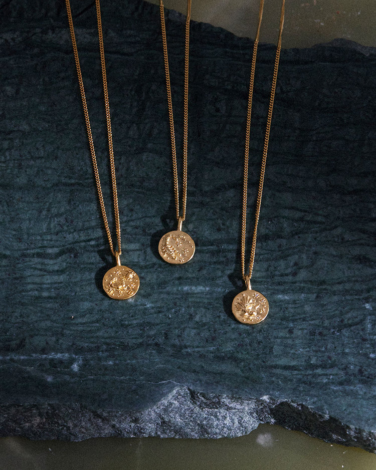 SCORPIO PETITE ZODIAC (18K GOLD VERMEIL) IMAGE 2