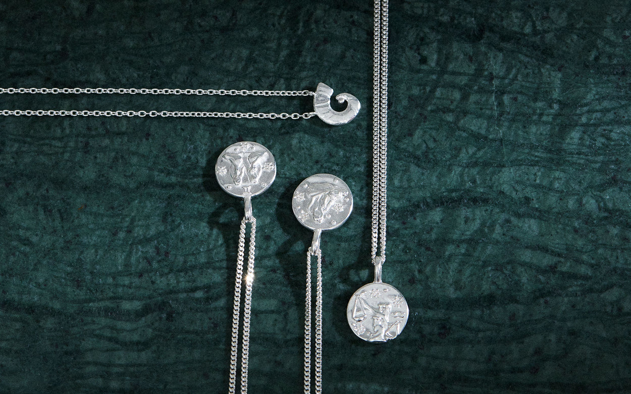 LIBRA PETITE ZODIAC NECKLACE (STERLING SILVER) IMAGE 3