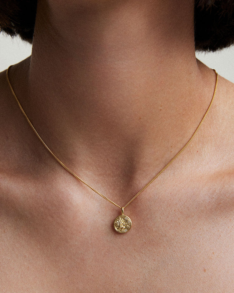 PISCES PETITE ZODIAC (18K GOLD VERMEIL)