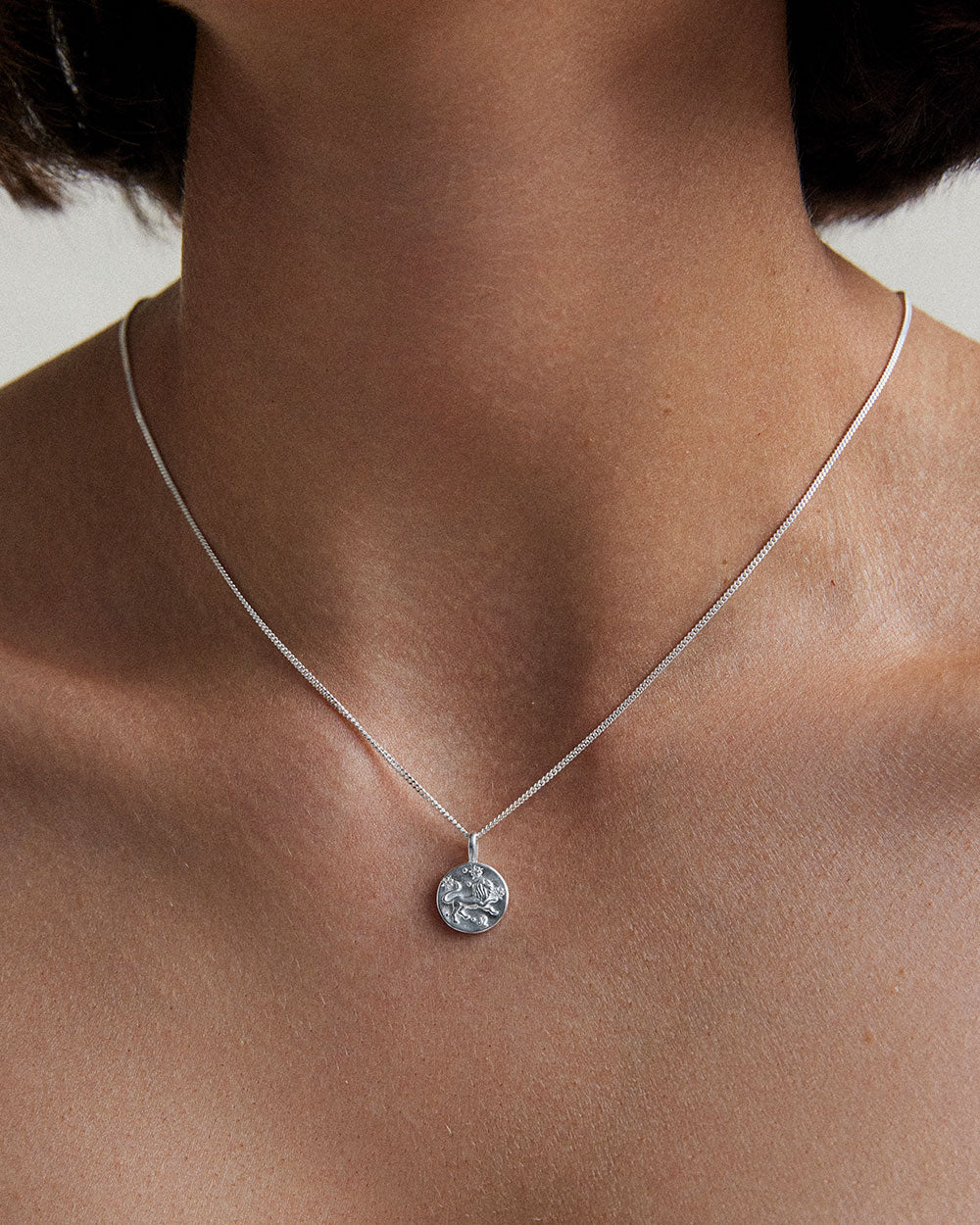 LEO PETITE ZODIAC NECKLACE (STERLING SILVER) IMAGE 2