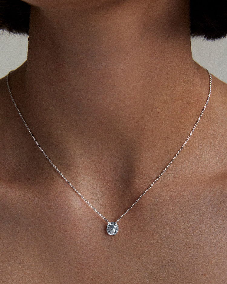 LEO STAR SIGN NECKLACE (STERLING SILVER) IMAGE 2