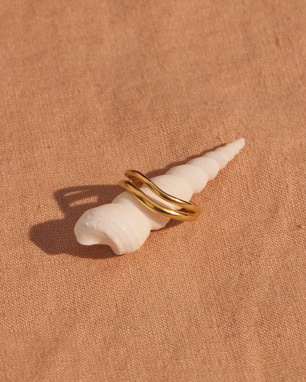 ONDA RING (18K GOLD VERMEIL) IMAGE 4