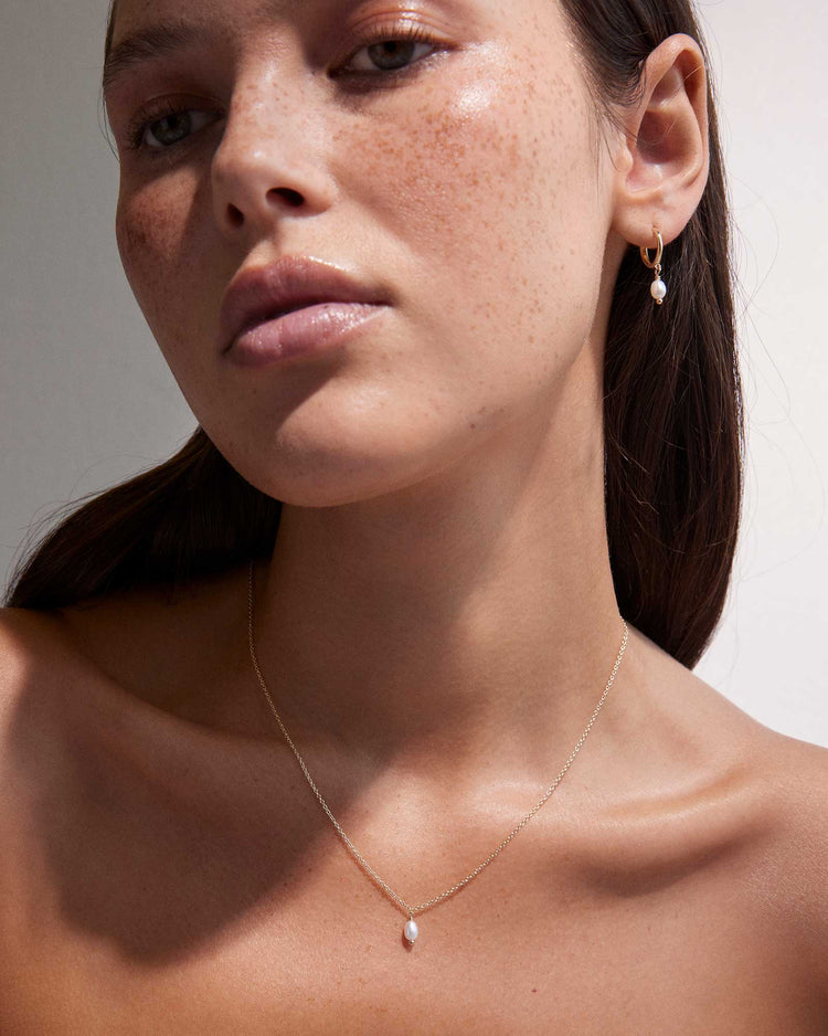 CLASSIC PEARL NECKLACE (9K GOLD)