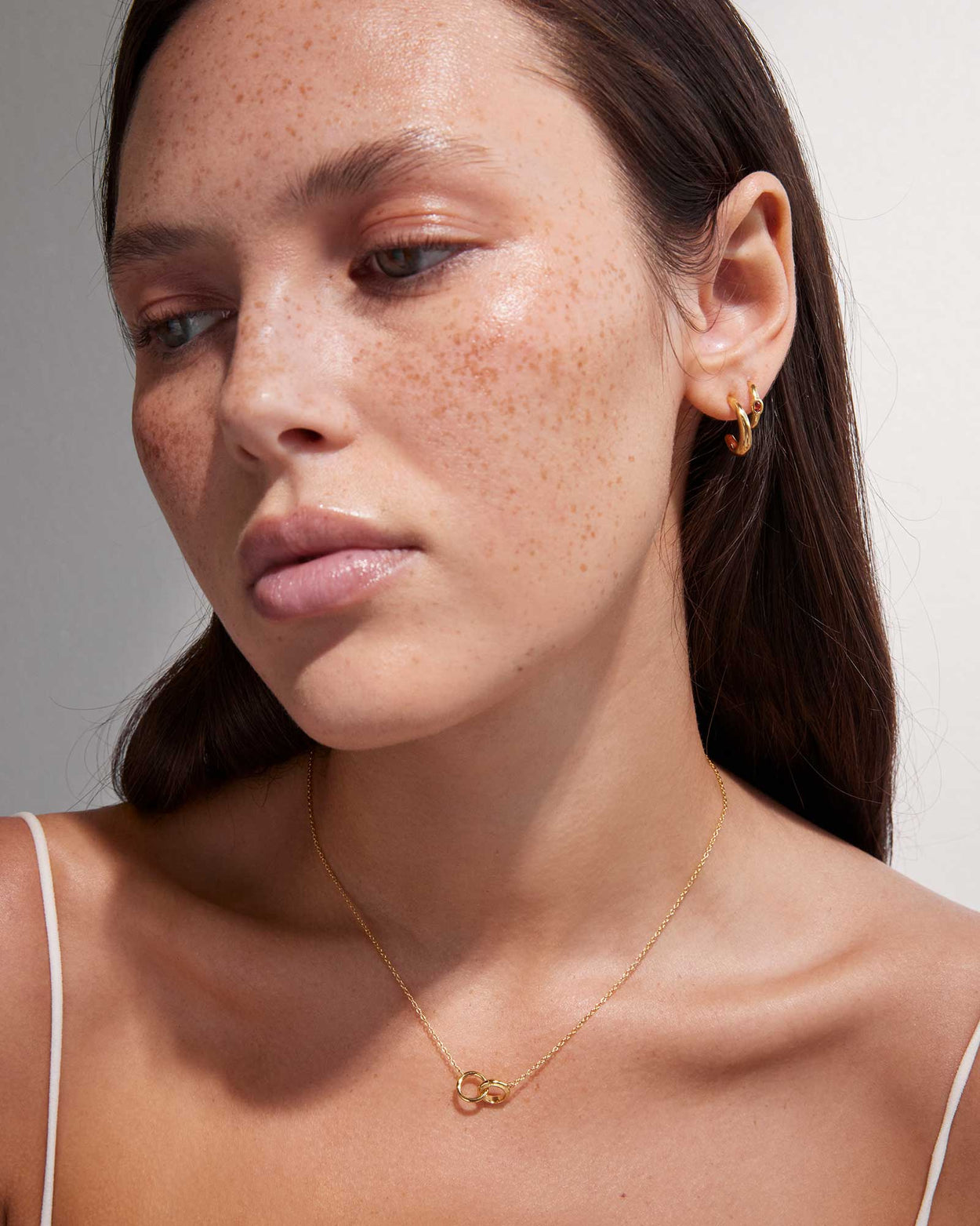 GRACE INFINITY NECKLACE (18K GOLD VERMEIL) IMAGE 2