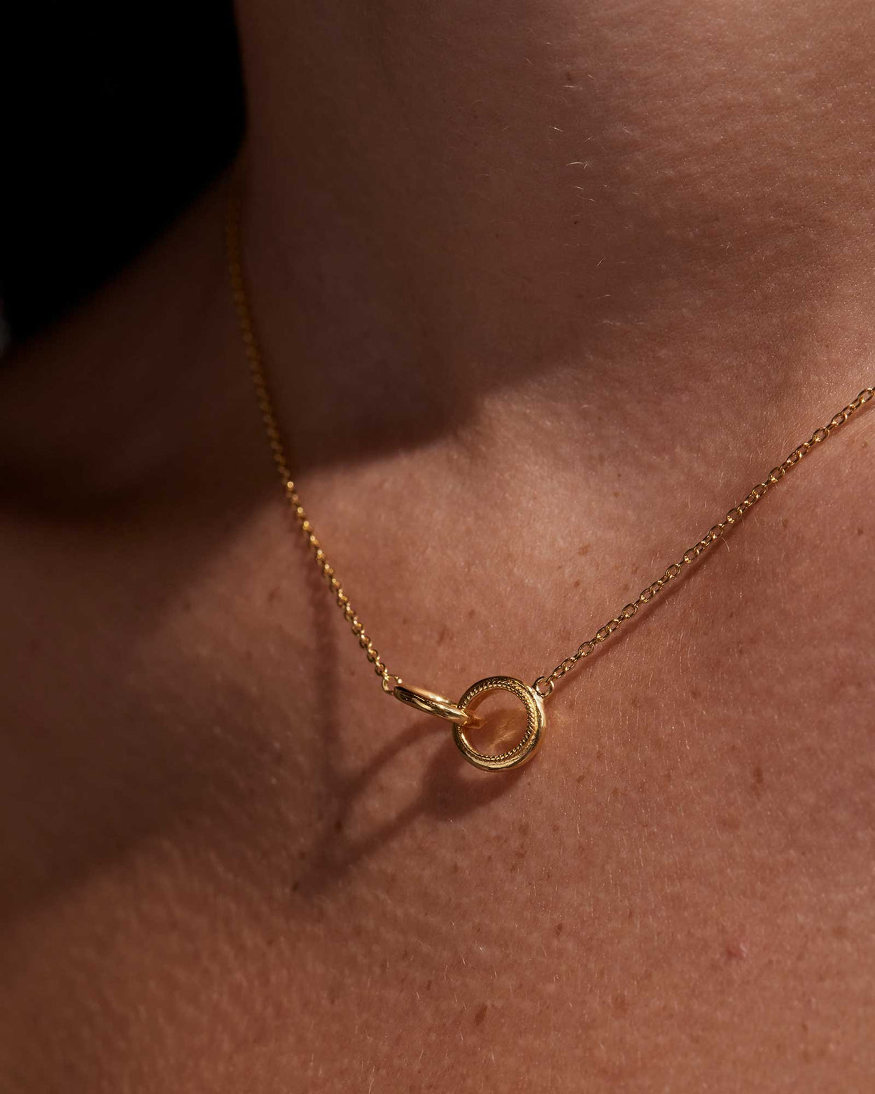 GRACE INFINITY NECKLACE (18K GOLD VERMEIL) IMAGE 3