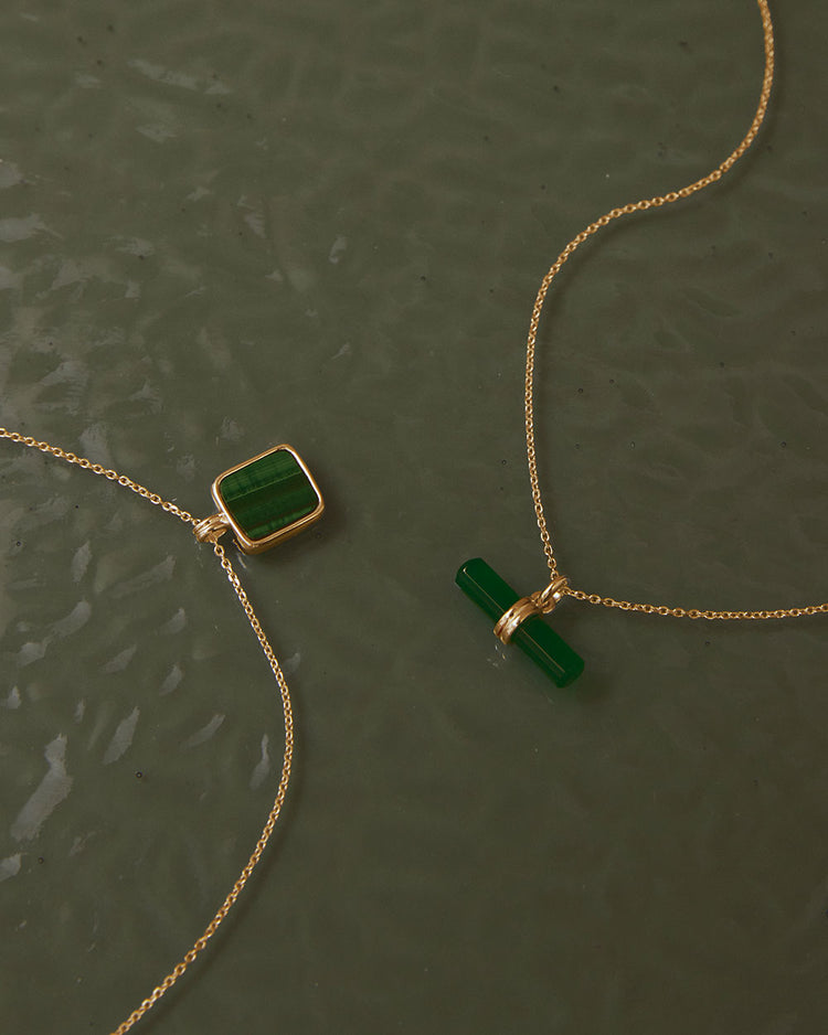 MALACHITE PENDANT NECKLACE (18K GOLD VERMEIL)