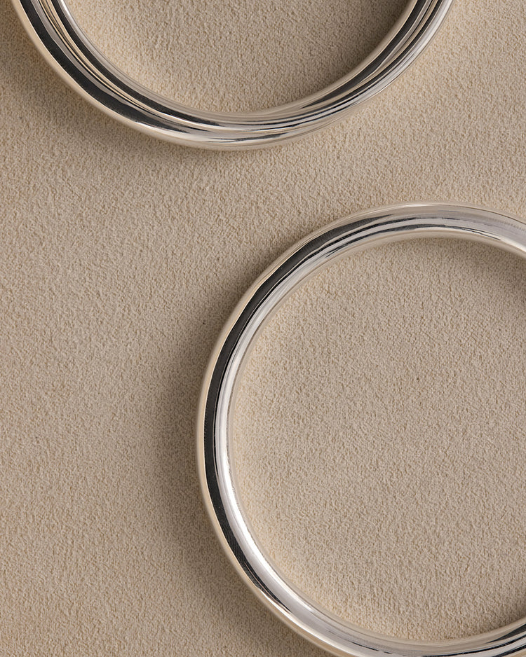 WITHIN MOTION TUBE BANGLE (STERLING SILVER)
