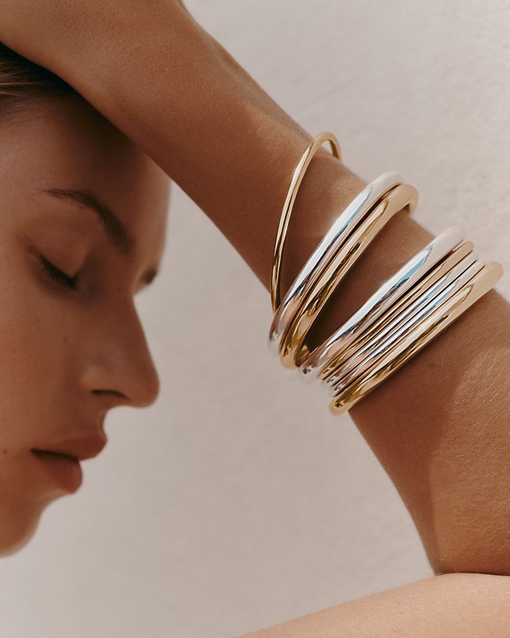 WITHIN MOTION BANGLE (18K GOLD PLATED) IMAGE 3