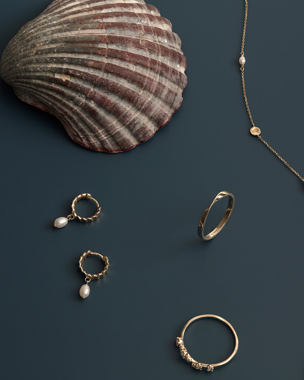 VACATION FINE HOOPS (9K GOLD) IMAGE 3