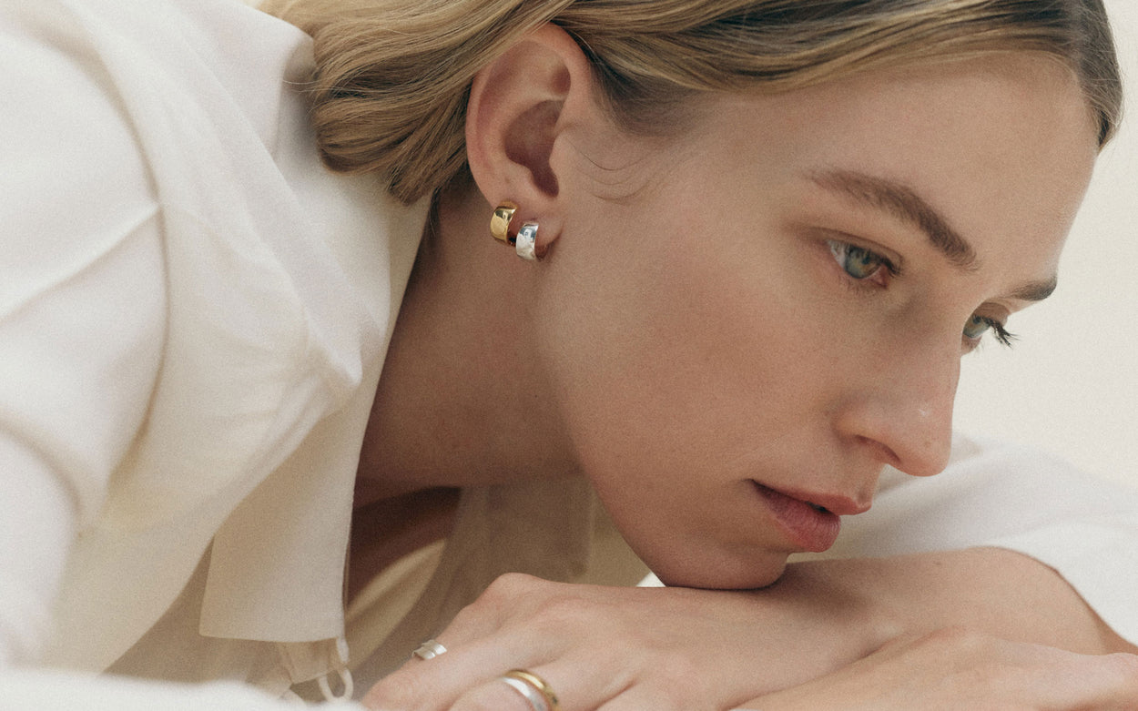 VERA HOOPS (18K GOLD PLATED)