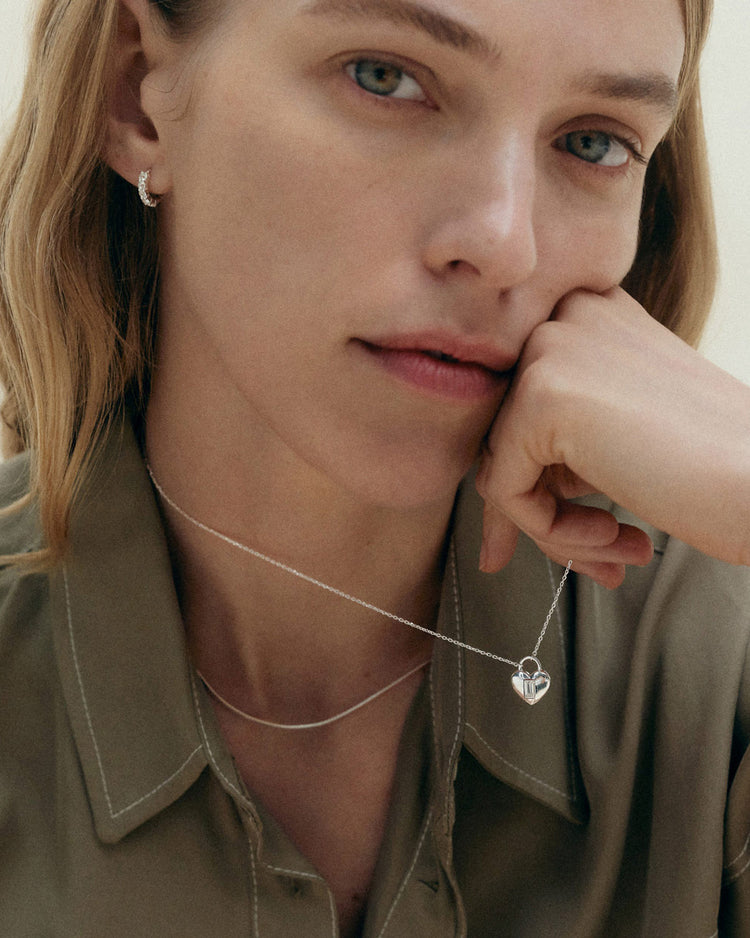 AQUILA HUGGIES (STERLING SILVER)