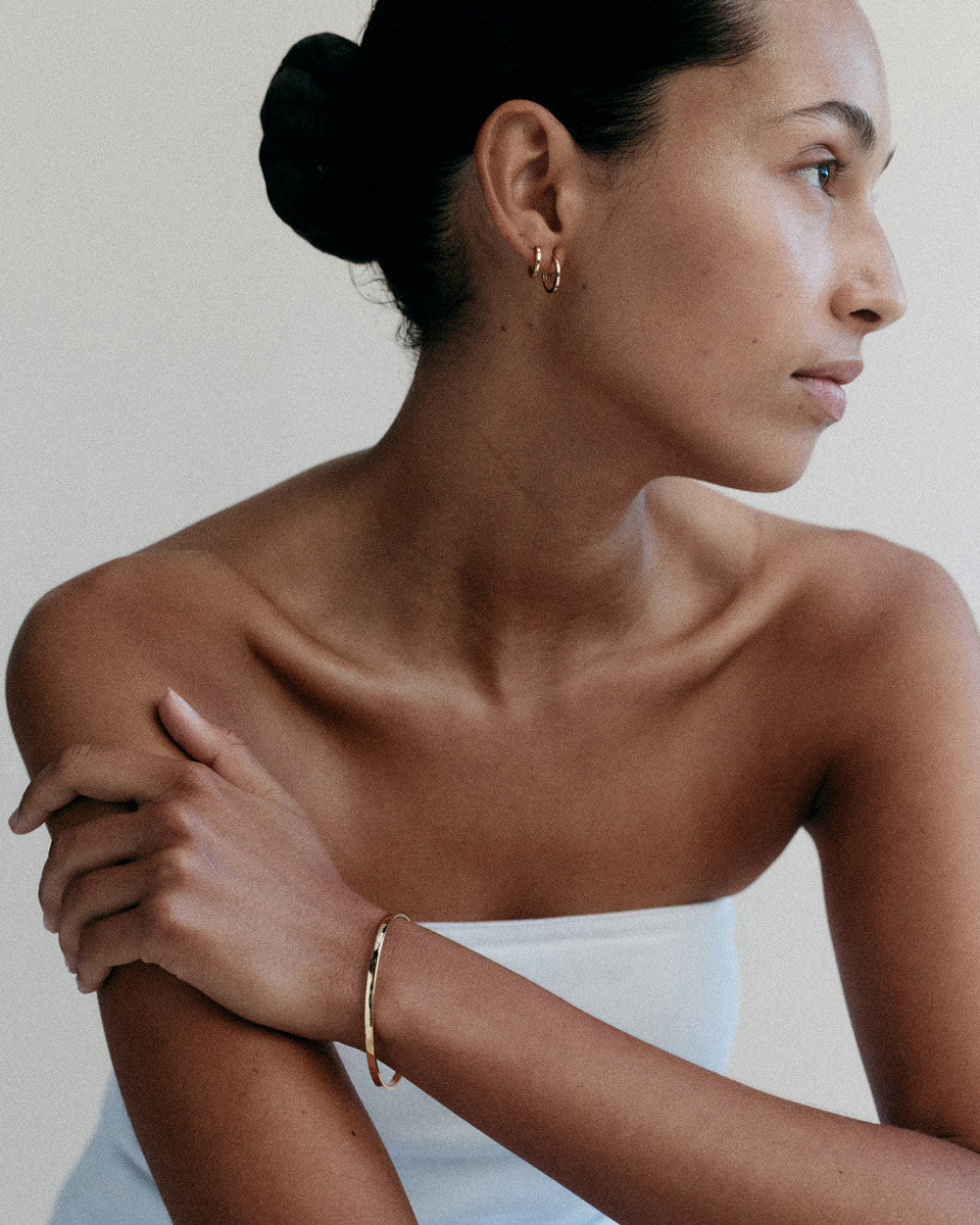 CONTOUR HOOPS (18K GOLD PLATED)