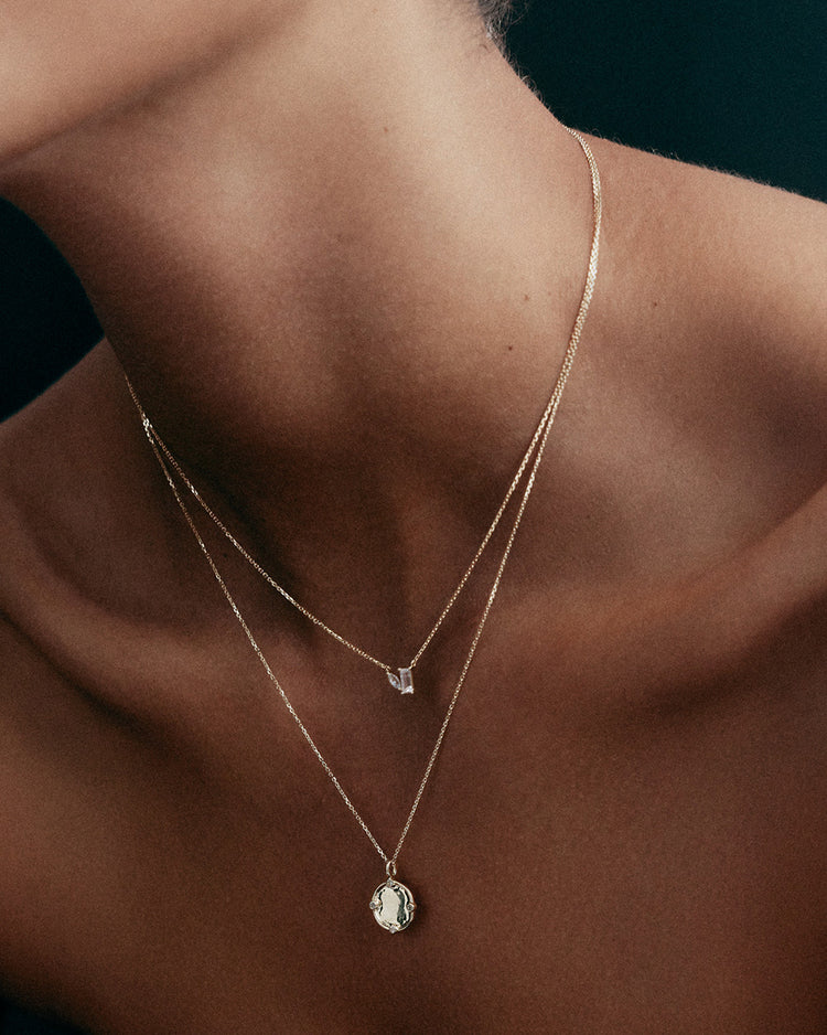 ALBA NECKLACE (9K GOLD)