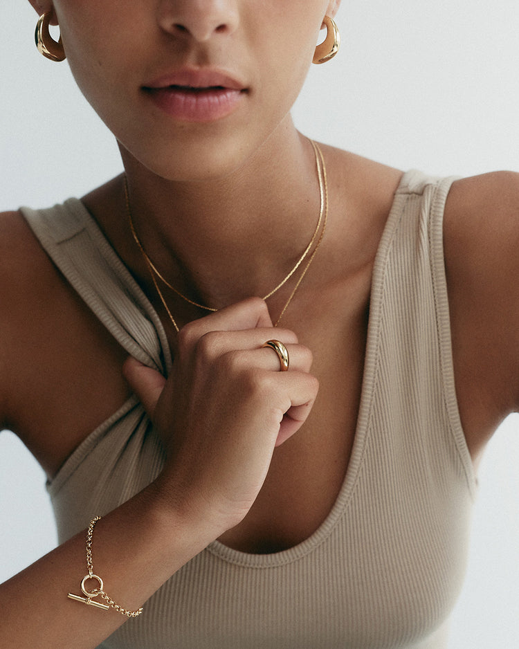 EVOLVE T-BAR BRACELET (18K GOLD PLATED)