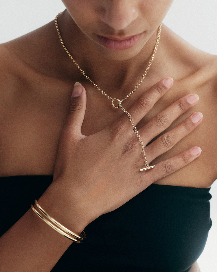 EVOLVE T-BAR NECKLACE (18K GOLD PLATED)