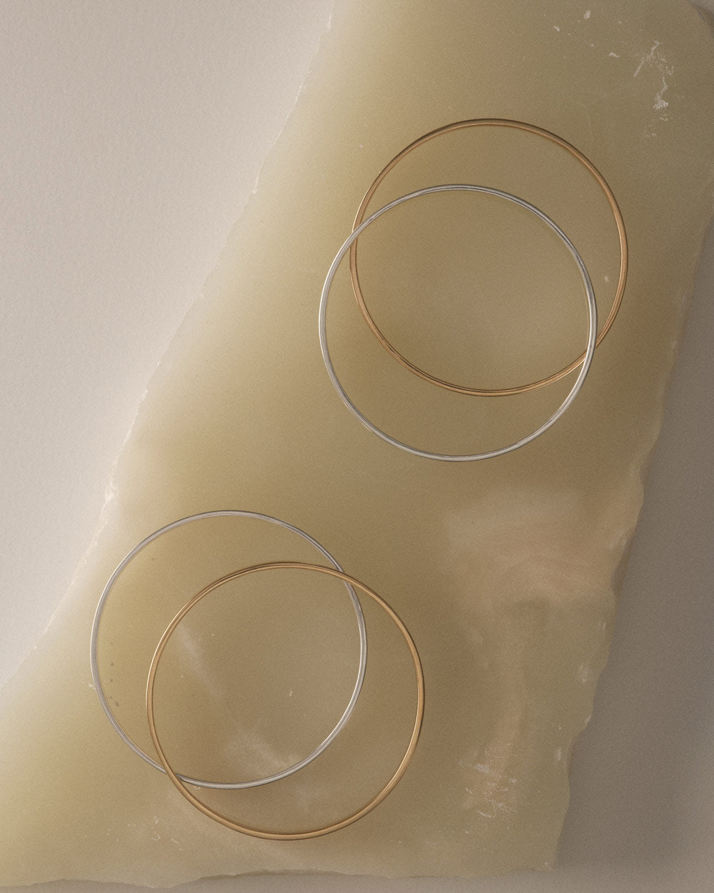 CONTOUR BANGLE (STERLING SILVER)