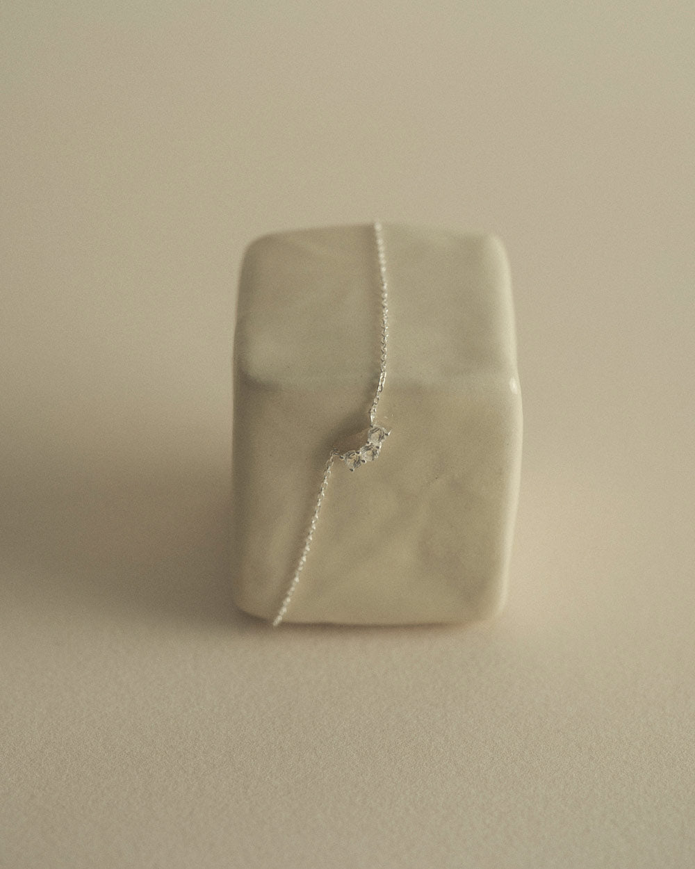 LUMEN NECKLACE (STERLING SILVER)