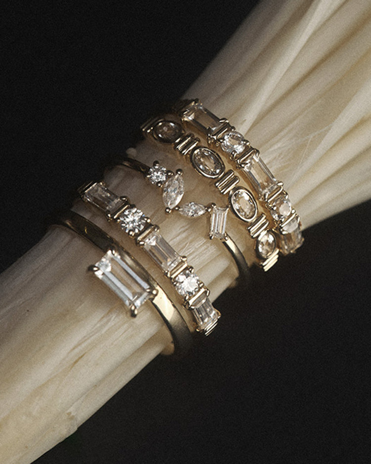 VELA RING (9K GOLD)
