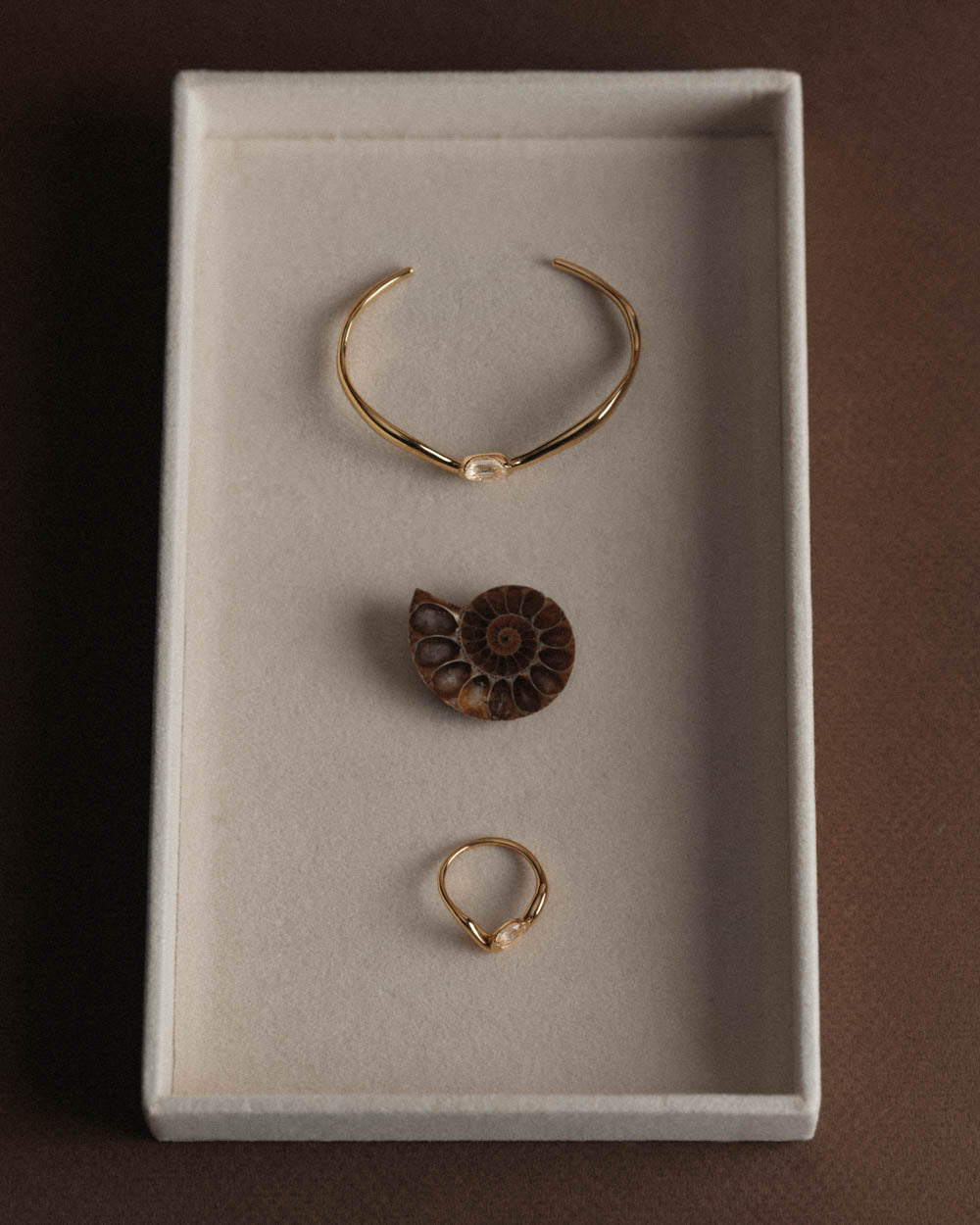 UNFOLD CUFF (18K GOLD PLATED)