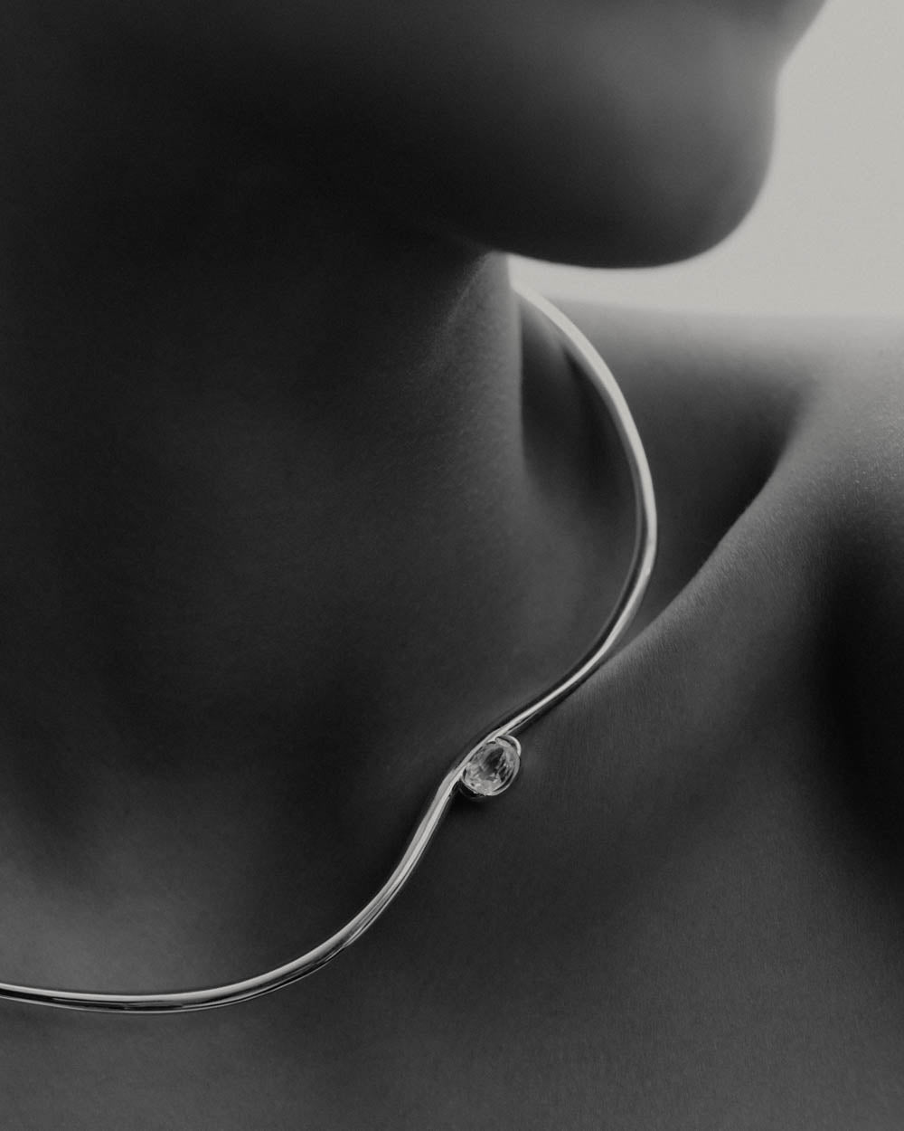 UNFOLD COLLAR NECKLACE (18K GOLD PLATED)