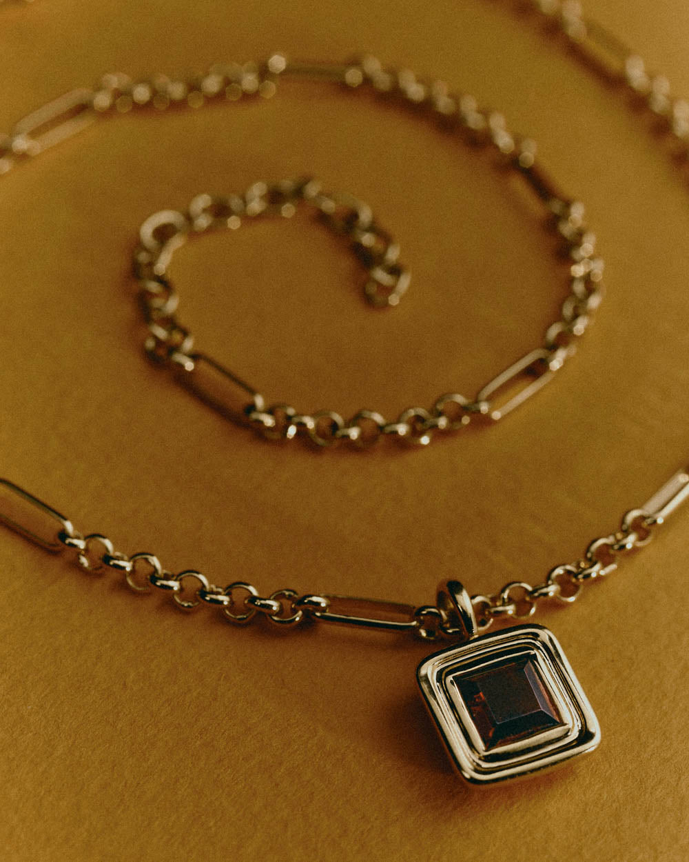 IGNITE RADIANCE PENDANT (18K GOLD PLATED)