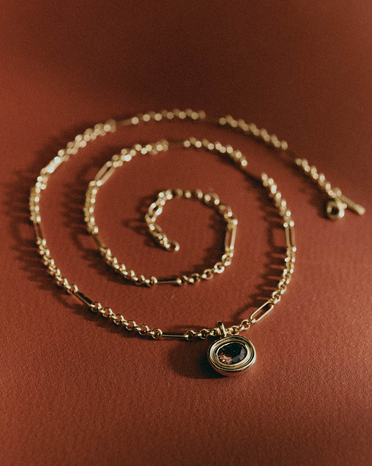 EMBODY RADIANCE PENDANT (18K GOLD PLATED)
