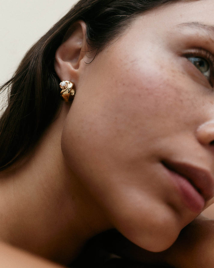 ILLUMINATE HOOPS (18K GOLD PLATED)