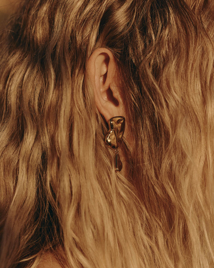 PORTAL EARRINGS (18K GOLD PLATED)