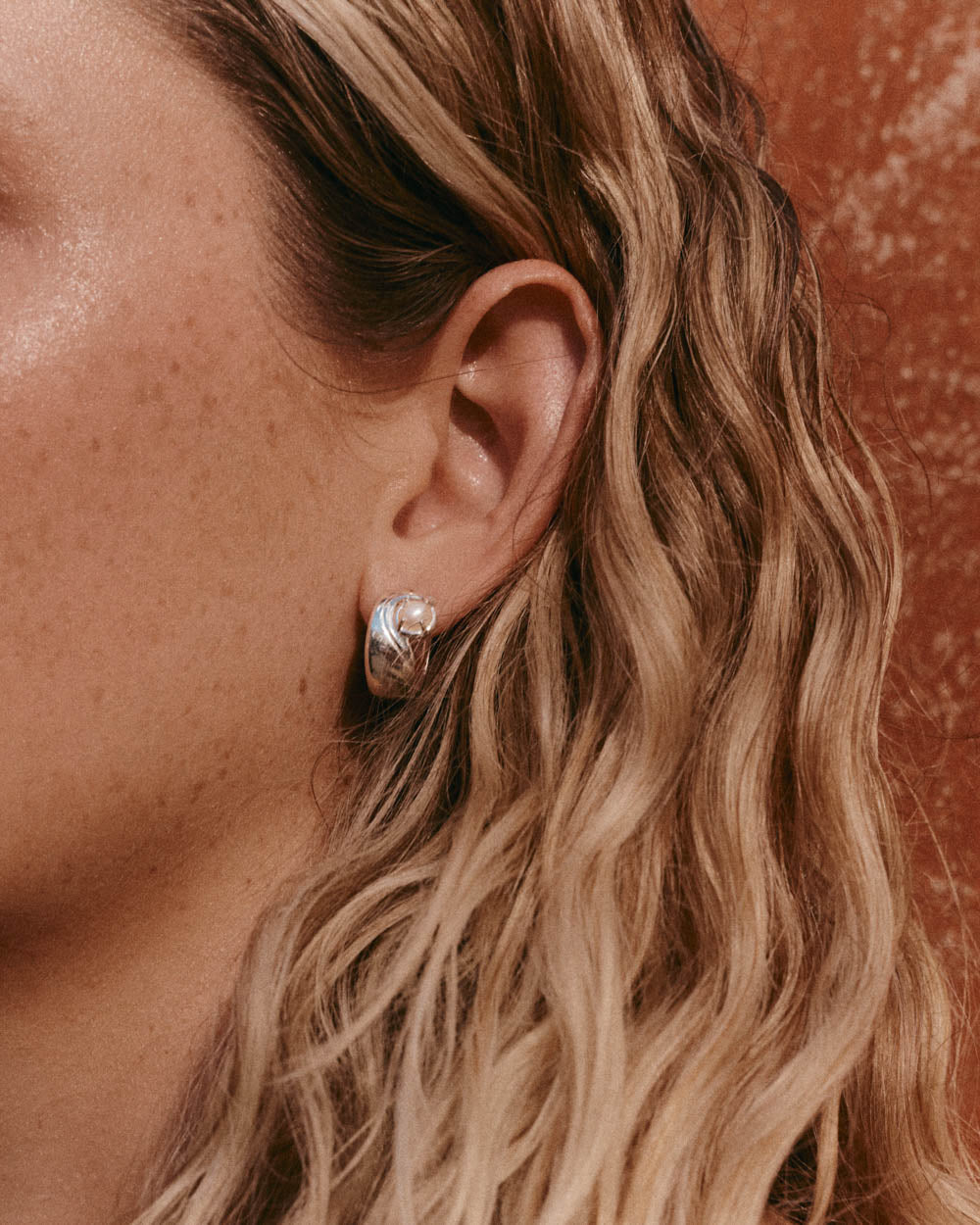 ILLUMINATE HOOPS (STERLING SILVER)