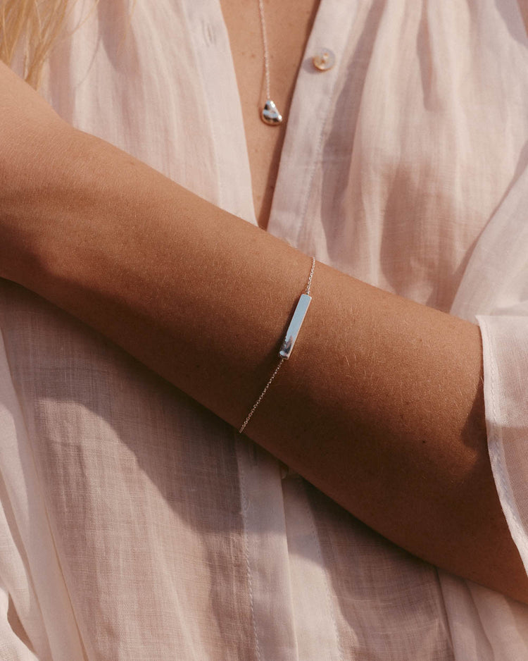 ENGRAVABLE BAR BRACELET (STERLING SILVER)