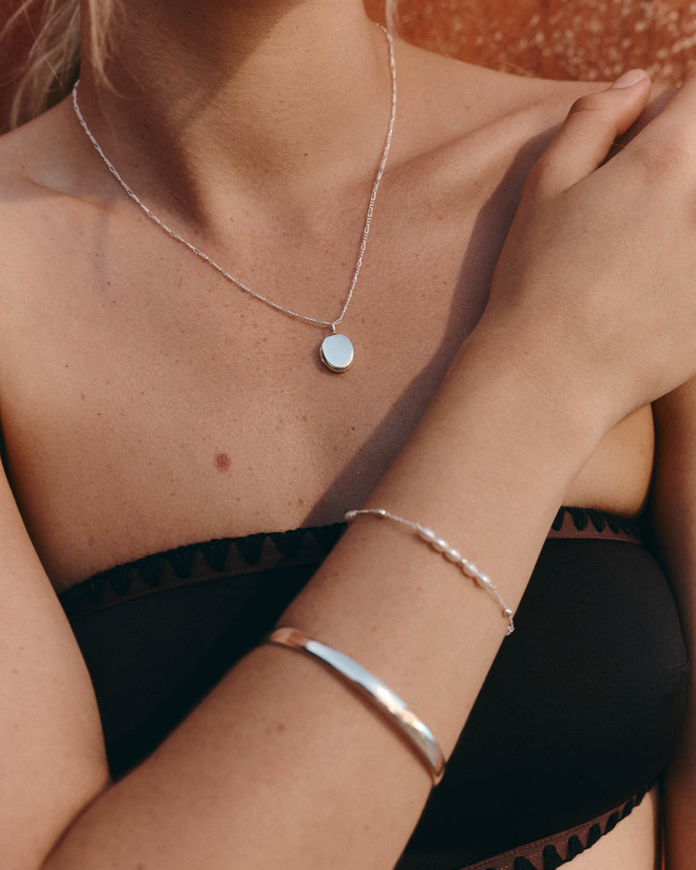 RESONANCE PEARL BRACELET (STERLING SILVER)