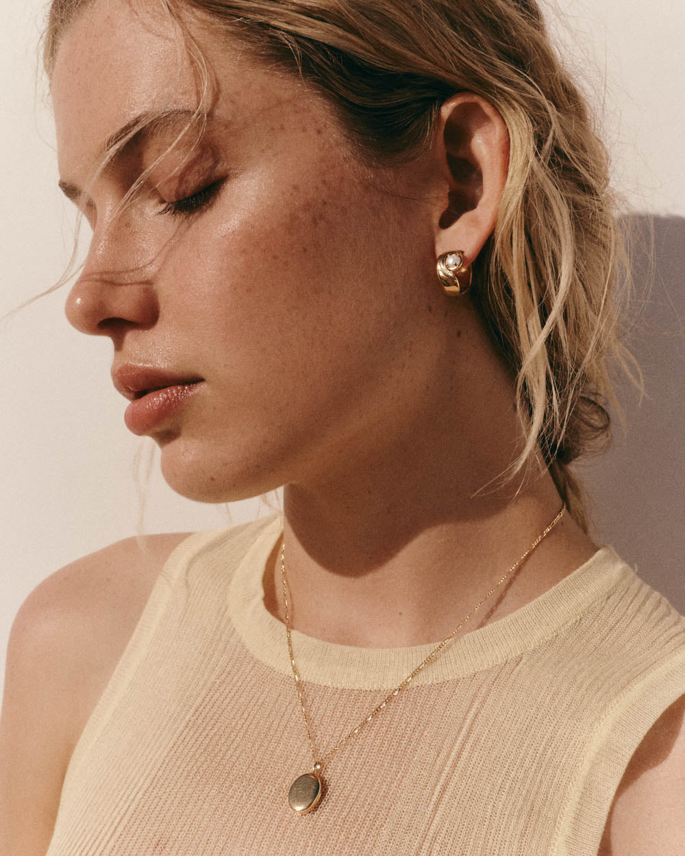 ILLUMINATE HOOPS (18K GOLD PLATED)