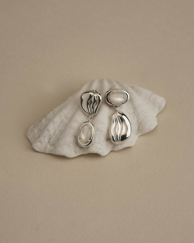 PASSAGE EARRINGS (STERLING SILVER)