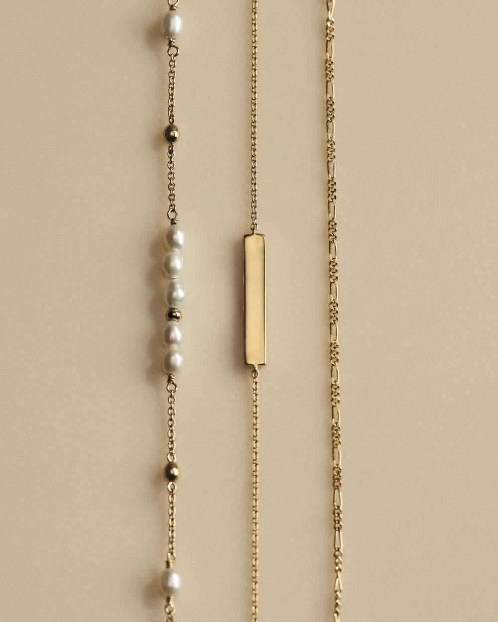 ENGRAVABLE BAR BRACELET (18K GOLD VERMEIL)