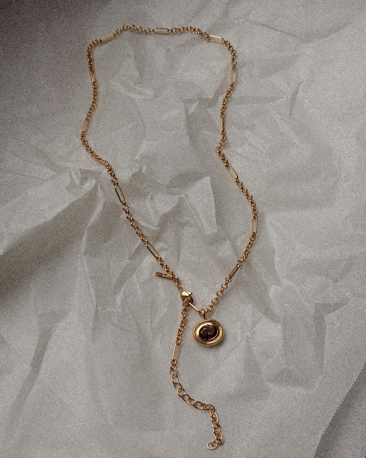 EMBODY RADIANCE PENDANT (18K GOLD PLATED)