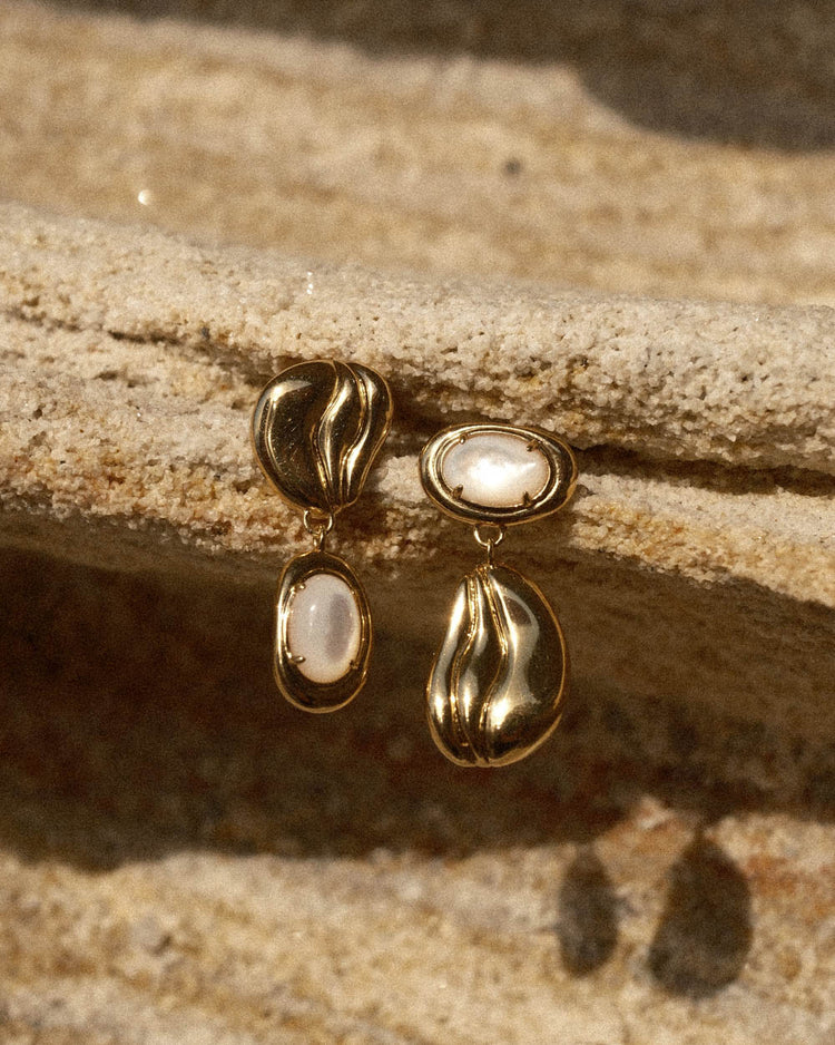 PASSAGE EARRINGS (18K GOLD PLATED)