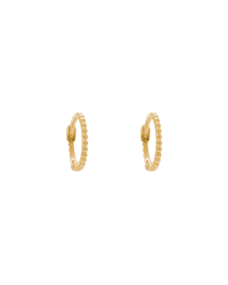 L'AMOUR HUGGIES (18K GOLD PLATED)