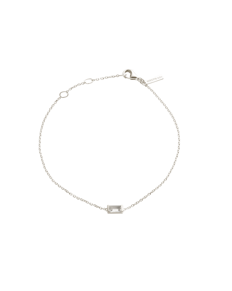 BAGUETTE BIRTHSTONE BRACELET (STERLING SILVER)