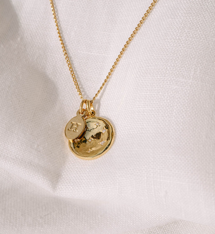 INITIAL A-Z (18K GOLD VERMEIL)