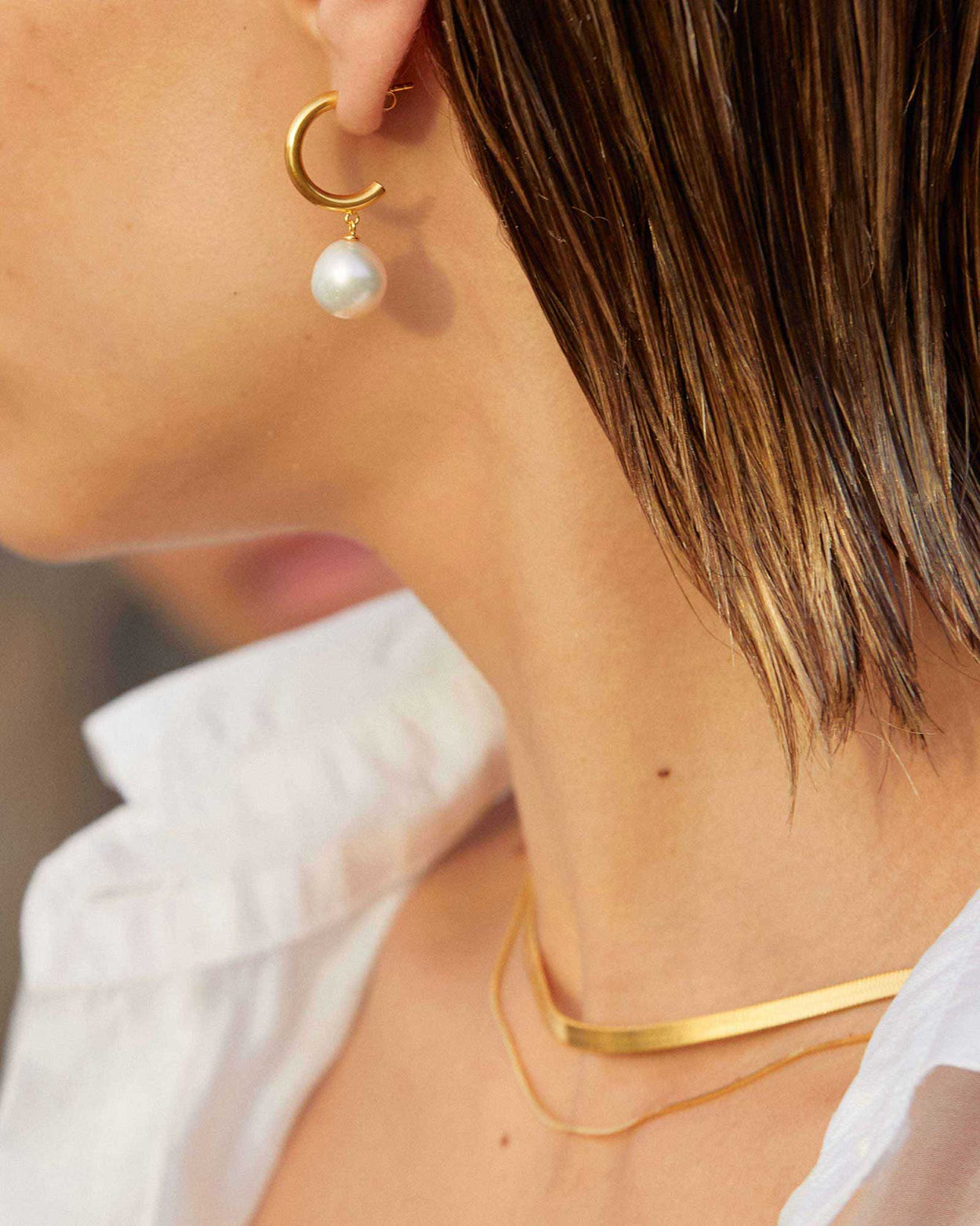 PEARL DROP HOOPS (18K GOLD PLATED) IMAGE 3