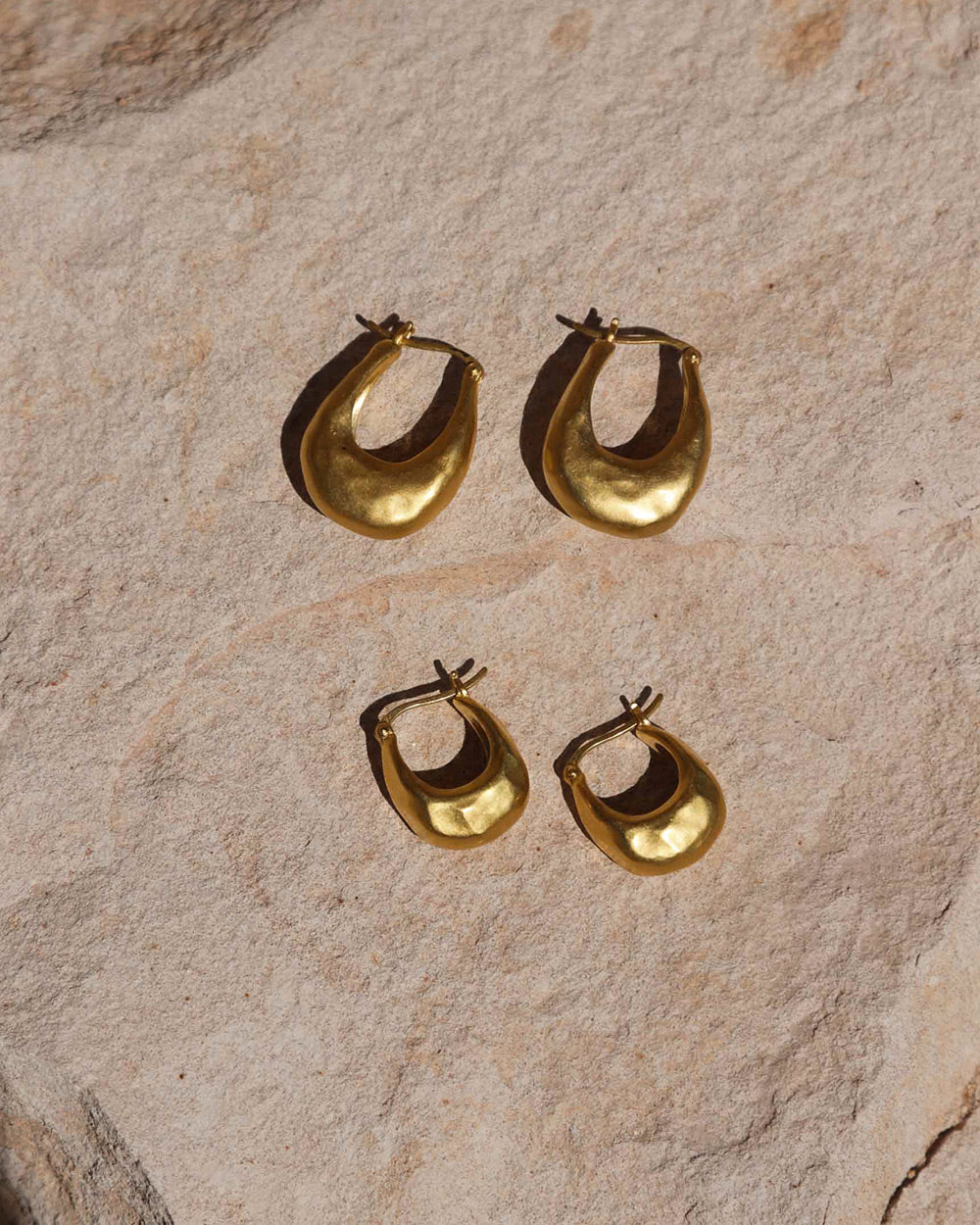 ESSENCE HOOPS SMALL (18K GOLD PLATED) IMAGE 4