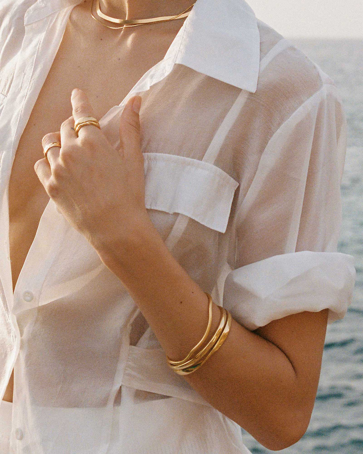 FOLD BANGLE (18K GOLD PLATED) IMAGE 2