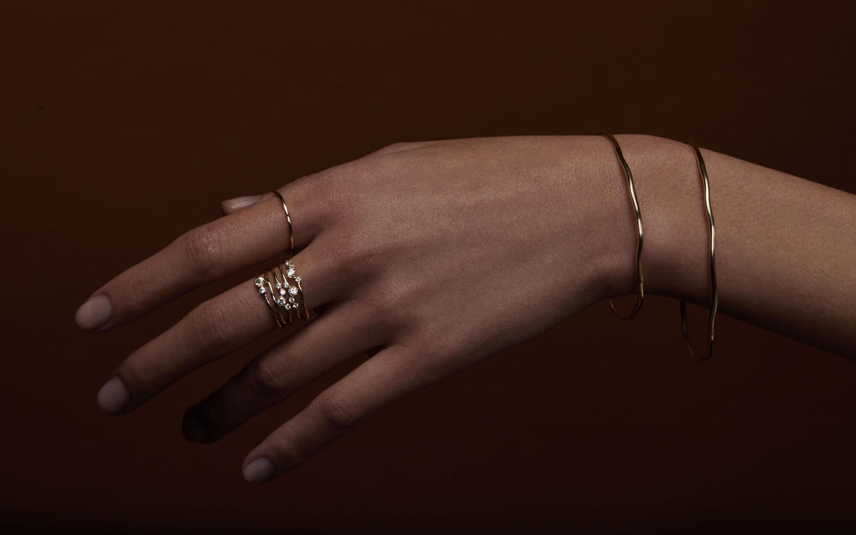 AURELIA BANGLE (9K GOLD) IMAGE 5
