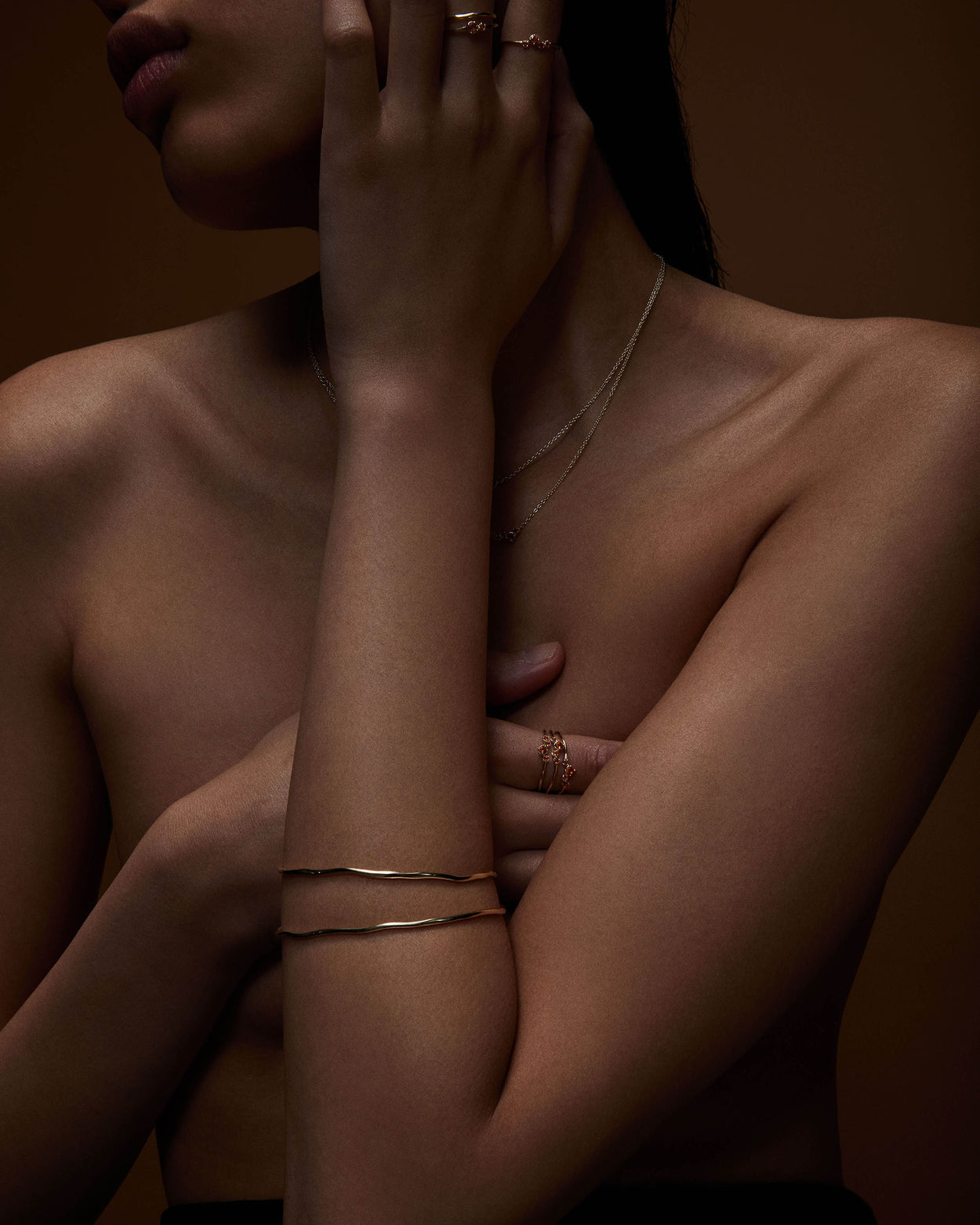 AURELIA BANGLE (9K GOLD) IMAGE 3