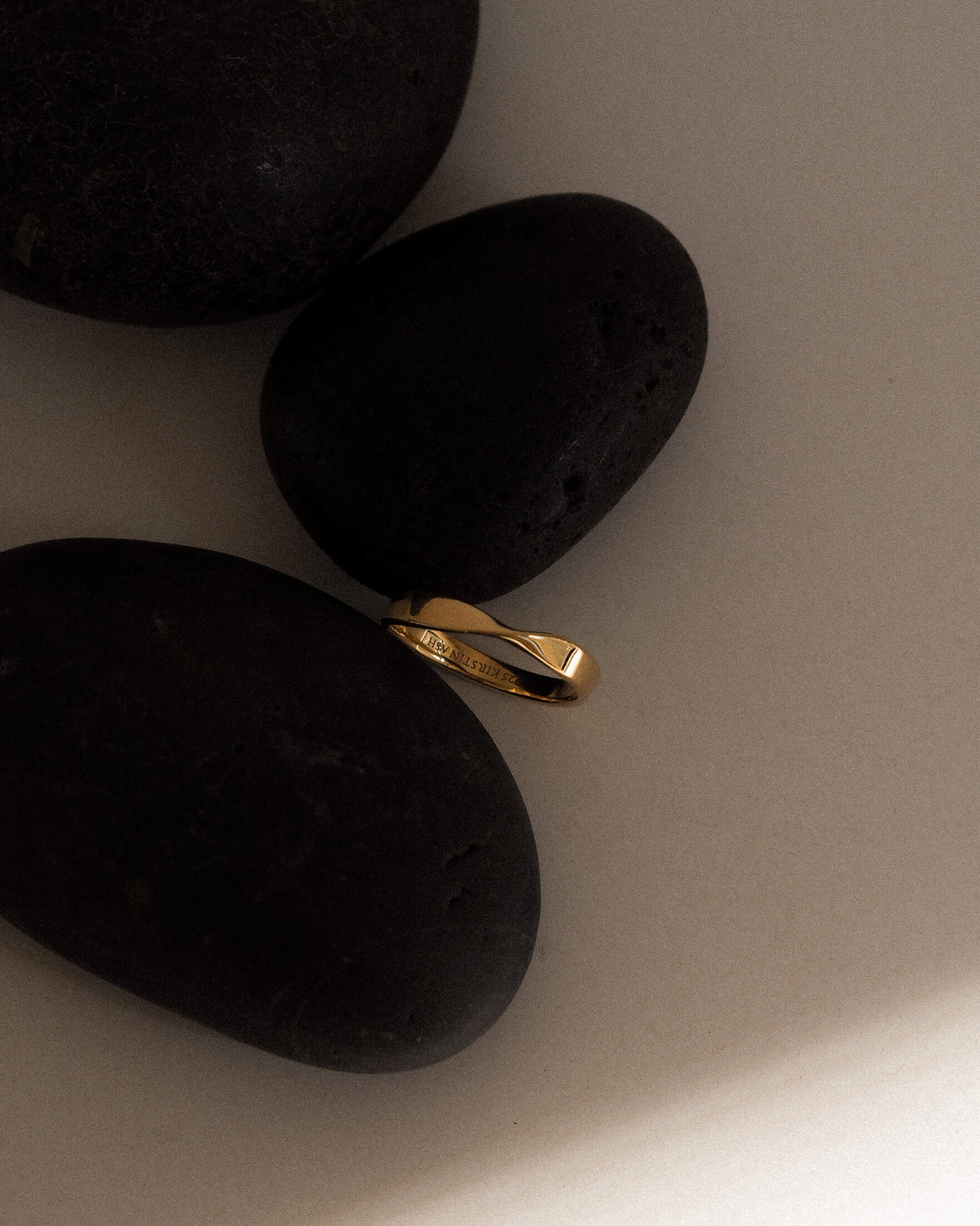 FOLD BAND RING (18K GOLD VERMEIL) IMAGE 3