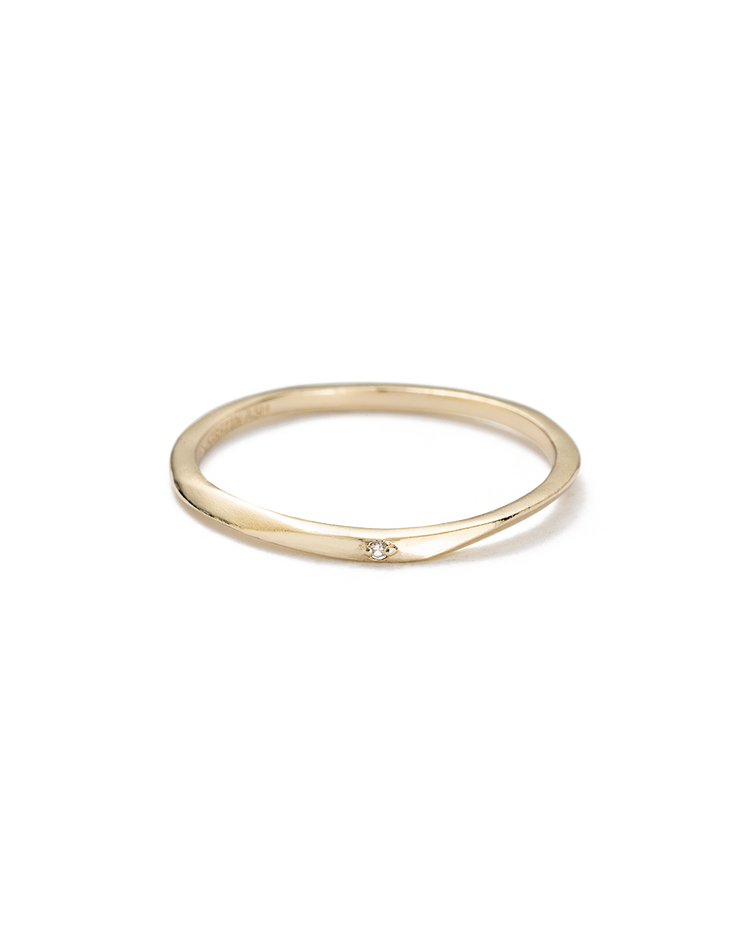 EBB AND FLOW DIAMOND RING (9K GOLD)
